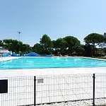 Cormor X - Piscina 펜션